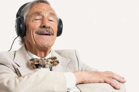 old-man-listening-to-music-1.jpg